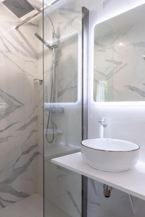Hotel D'Angleterre Rouen Centre Gare Екстер'єр фото